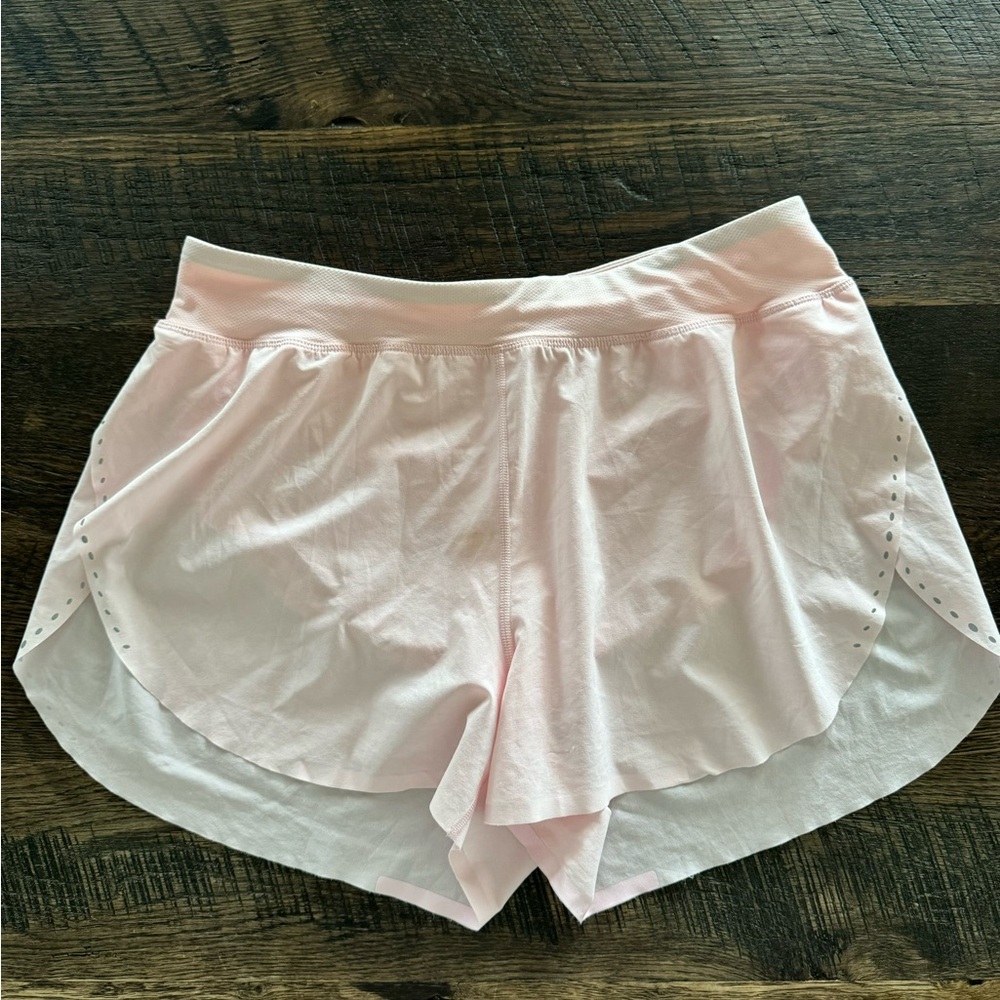 Lululemon Hotty Hot Short